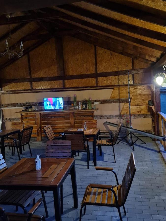 Pensiunea Brazi Turda Exteriör bild